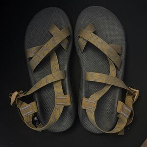 Chaco Brown and Black Sandals